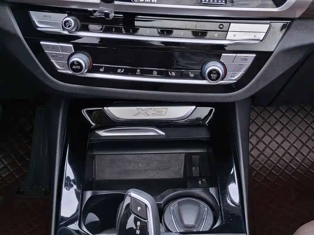 BMW X3 2020 xDrive28i Luxury Package - фото 11