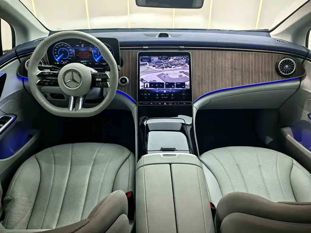 Mercedes-Benz EQE 500 4MATIC Pioneer Edition 2025