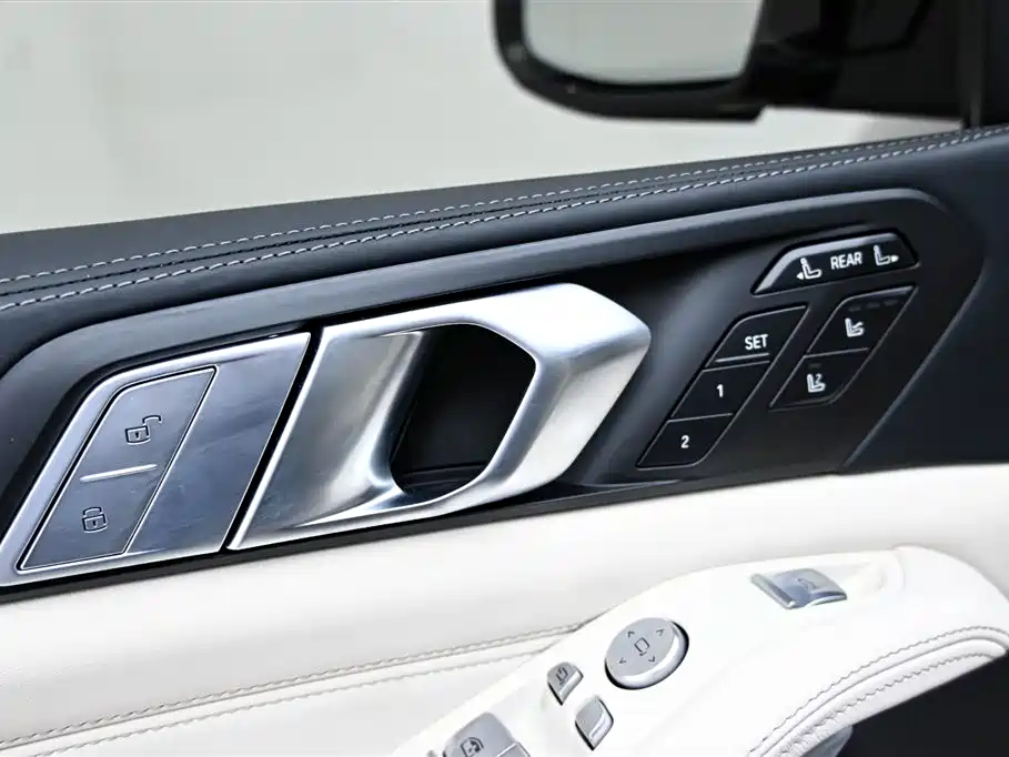BMW X7 2022 xDrive40i M Sport Package