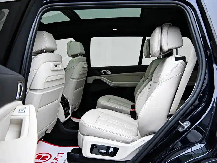 BMW X7 2022 xDrive40i M Sport Package
