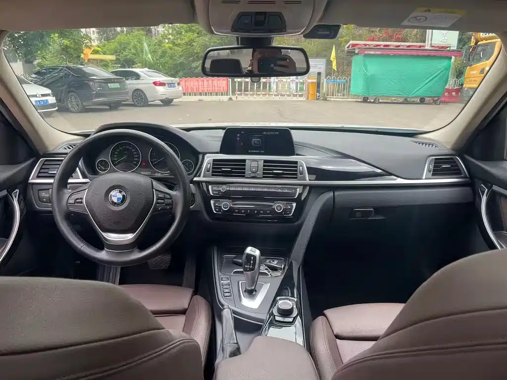 BMW 3 Series 2018 320Li xDrive Fashion Edition