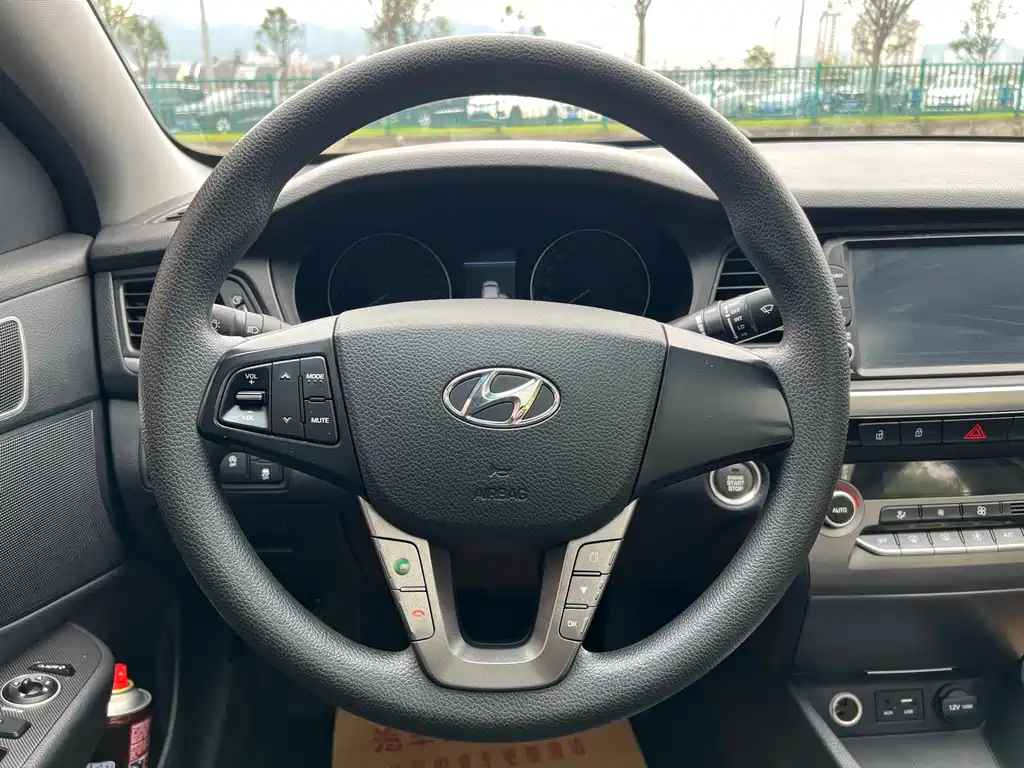 Hyundai Mistra 2017 1.6T Auto Intelligent GLS China V