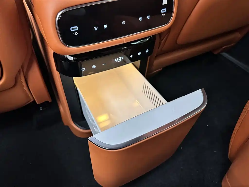 Geely Galaxy M9 2025 230km RWD Exploration Edition