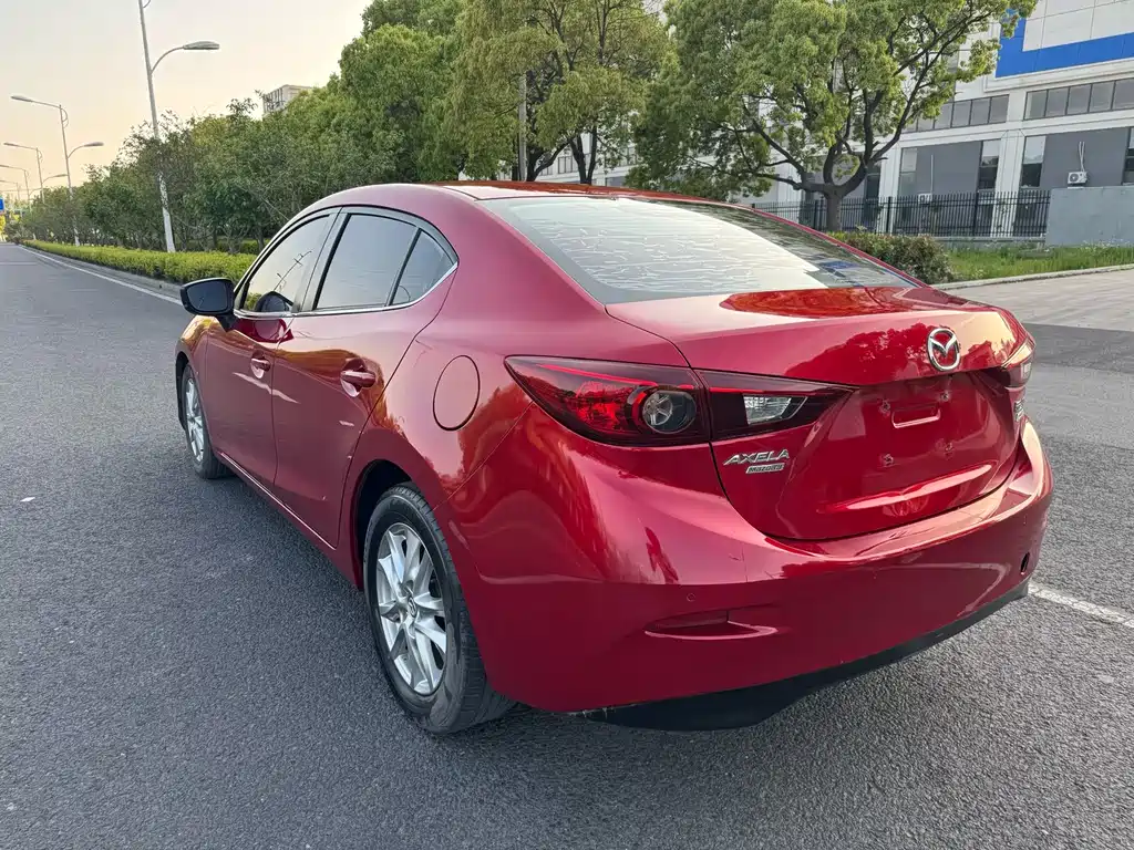 Mazda 3 Axela 2017 Sedan 1.5L Automatic Comfort Edition China V