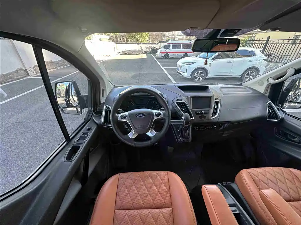 Ford Tourneo Custom 2020 2.0T Automatic Elite Edition China VI