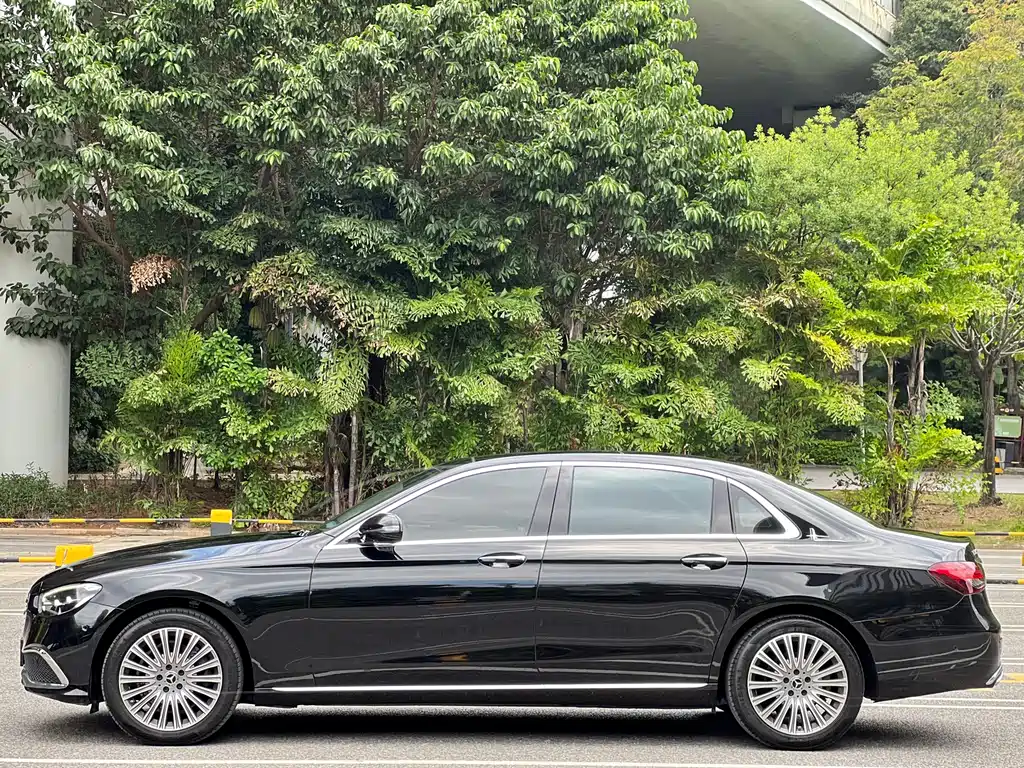 Mercedes-Benz E-Class 2021 E 300 L Luxury