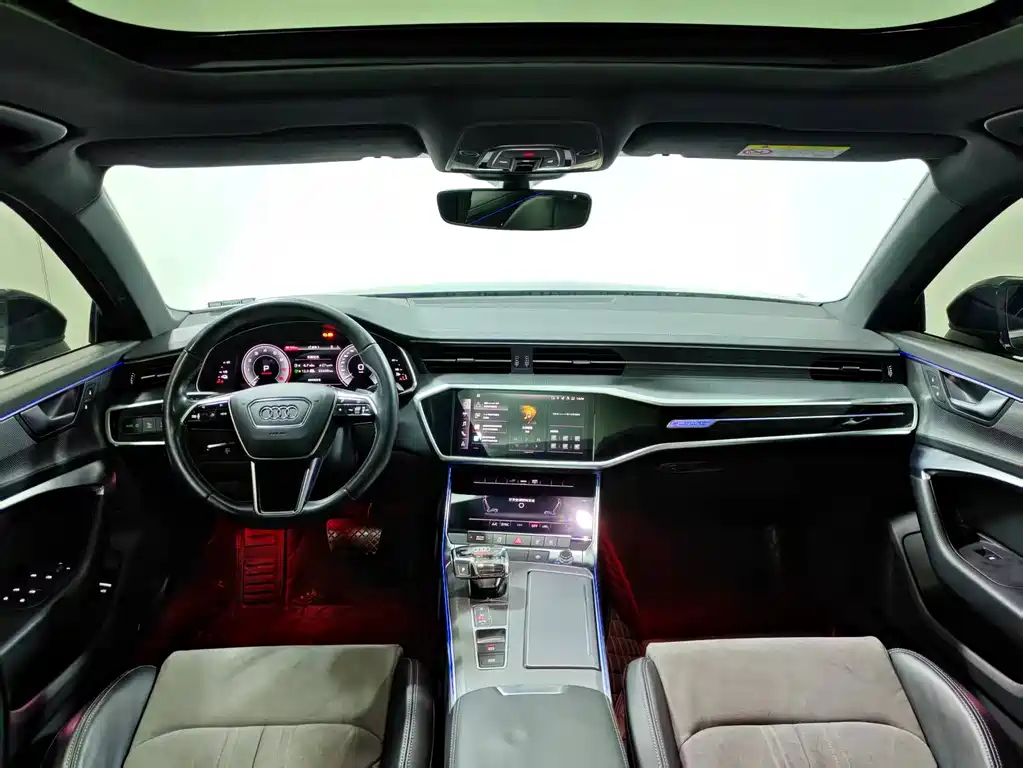 Audi A6L 55 TFSI e quattro