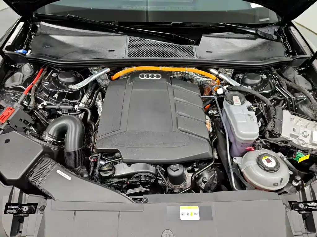 Audi A6L 55 TFSI e quattro