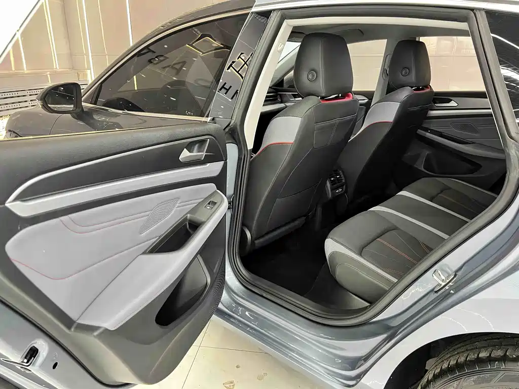 Volkswagen Lamando L 2022 280TSI DSG Cool Spicy Edition