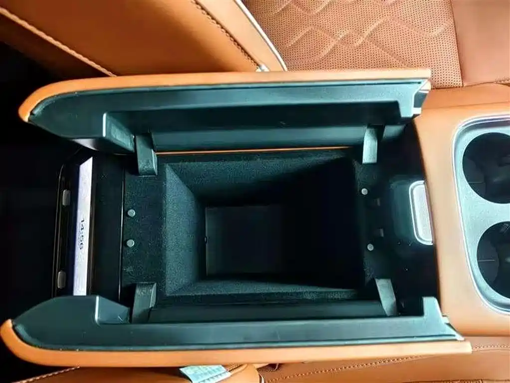 Voyah FREE 2024 Long Range Intelligent Driving Edition
