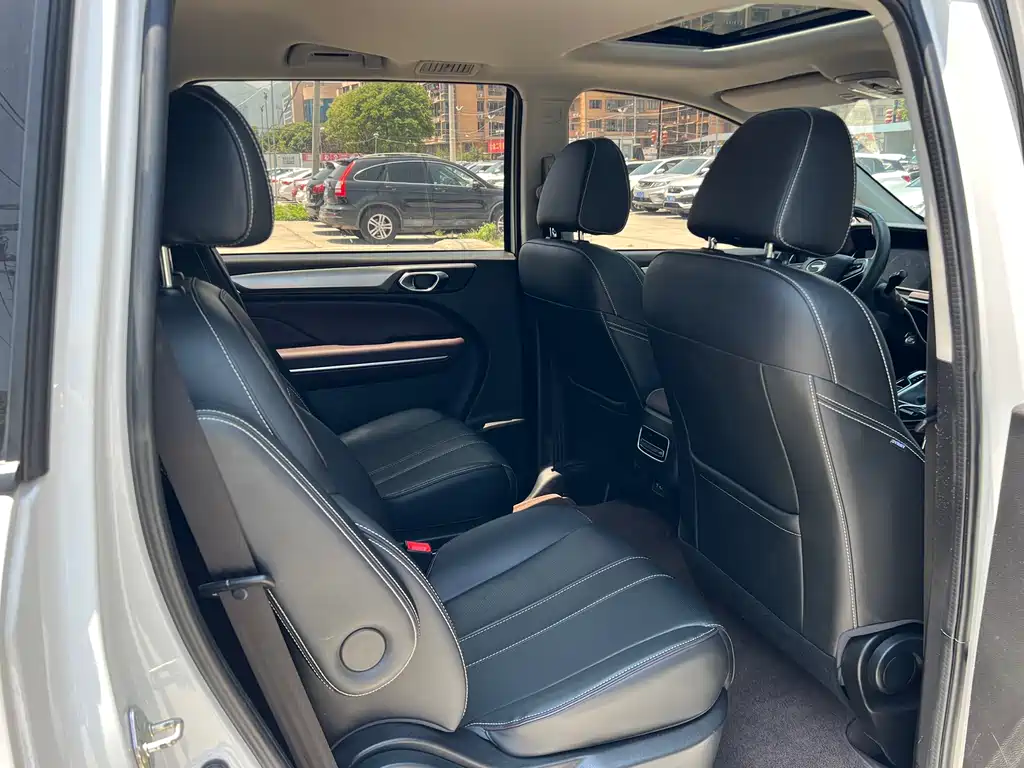 GAC Trumpchi M6 2023 PRO 270T DCT Luxury