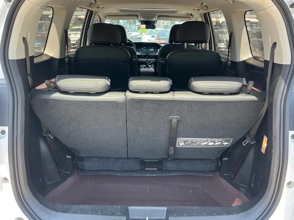 GAC Trumpchi M6 2023 PRO 270T DCT Luxury