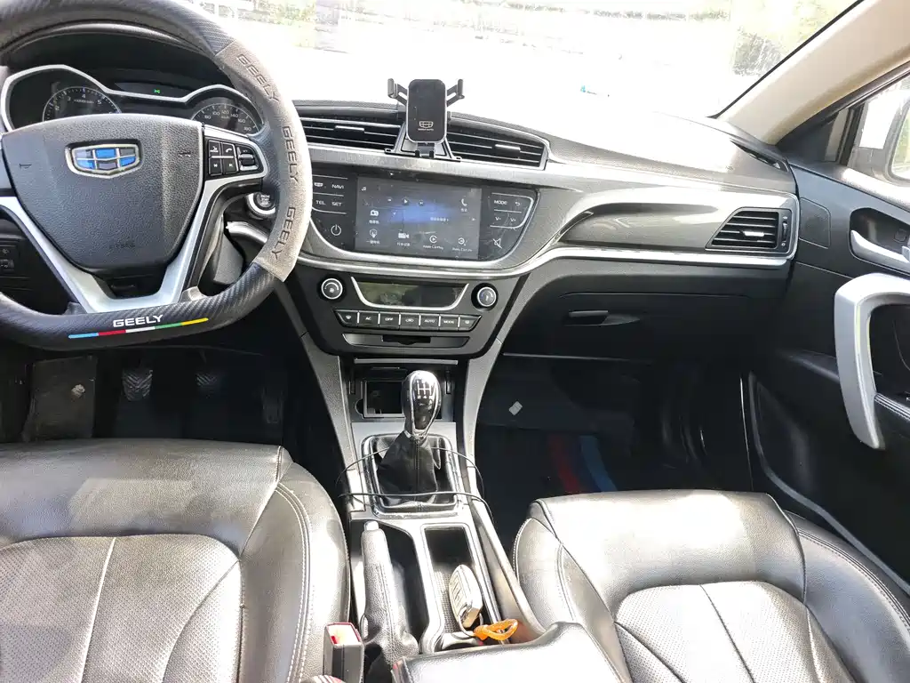 Geely Emgrand 2017 Sedan Million Edition 1.5L Manual Upward Version