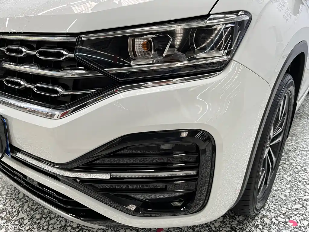 Tayron 2020 380TSI AWD R-Line Connected Edition