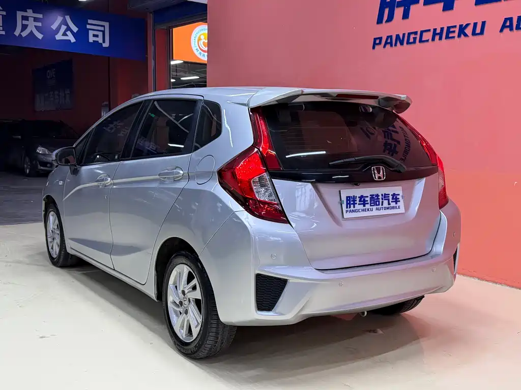Honda Fit 2014 model 1.5L LX CVT Comfort
