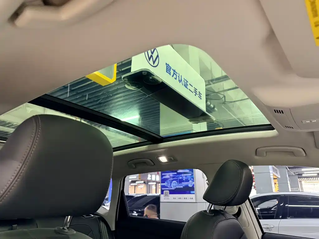 Volkswagen Tharu 2022 280TSI FWD Luxury Edition