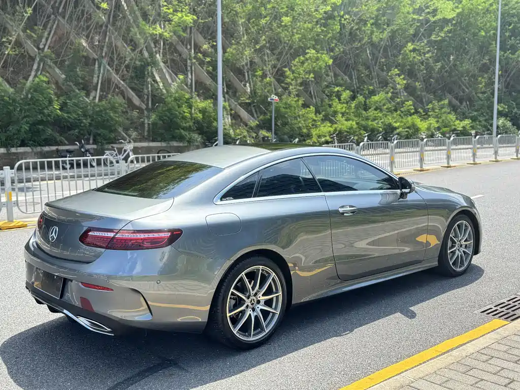 Mercedes-Benz E-Class Coupe 2023 E 260