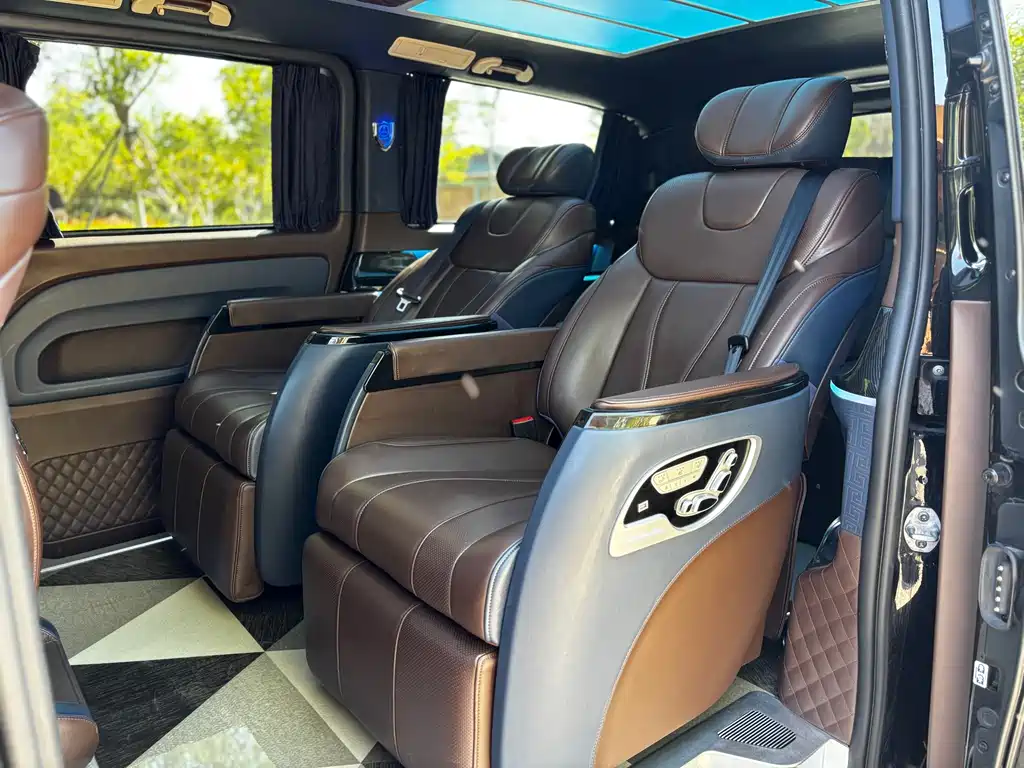 Mercedes-Benz Vito 2021 2.0T Business Edition 7-Seater