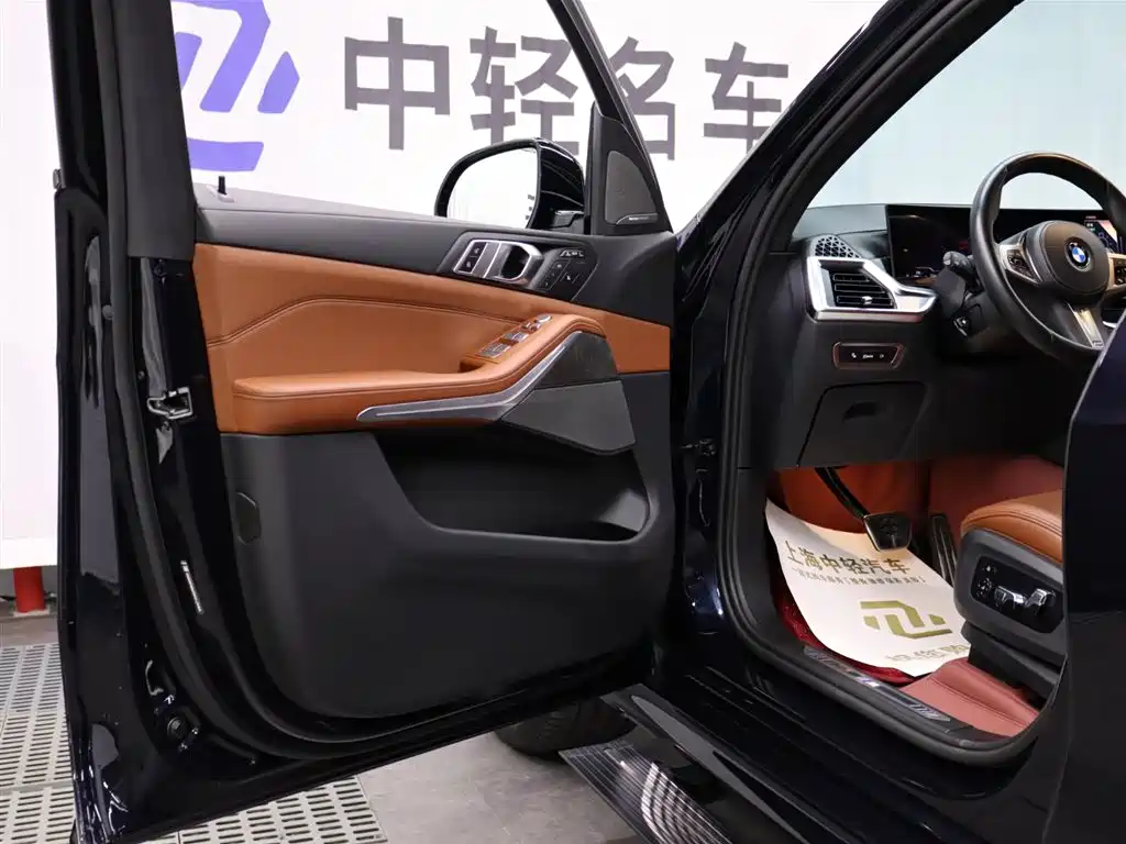 BMW X7 2023 xDrive40i M Sport Package
