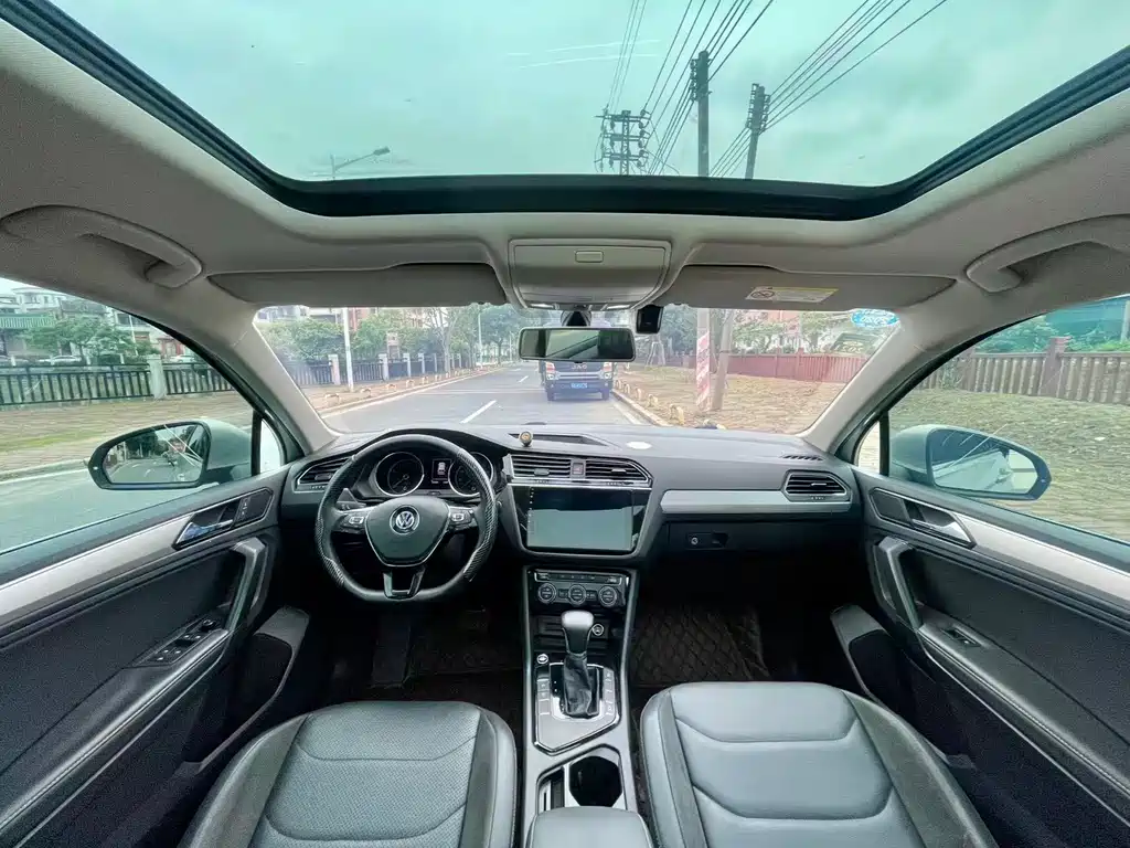Tiguan L 2019 330TSI Auto FWD Panoramic Comfort Edition China VI