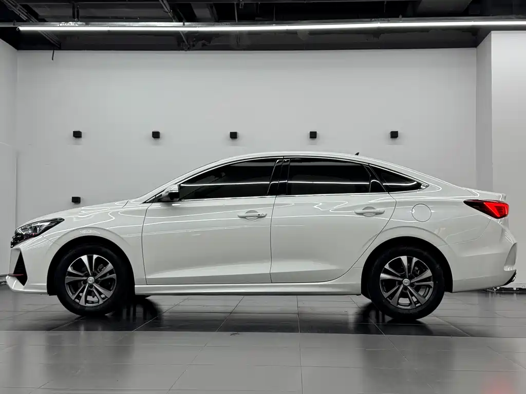 Changan Eado 2023 Changxiang Edition PLUS Blue Whale NE 1.4T GDI DCT Premium