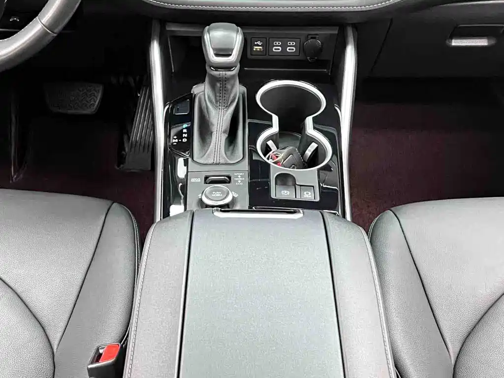 Toyota Highlander 2024 380T AWD Premium Edition 7-Seater
