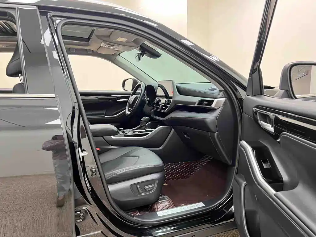 Toyota Highlander 2024 380T AWD Premium Edition 7-Seater