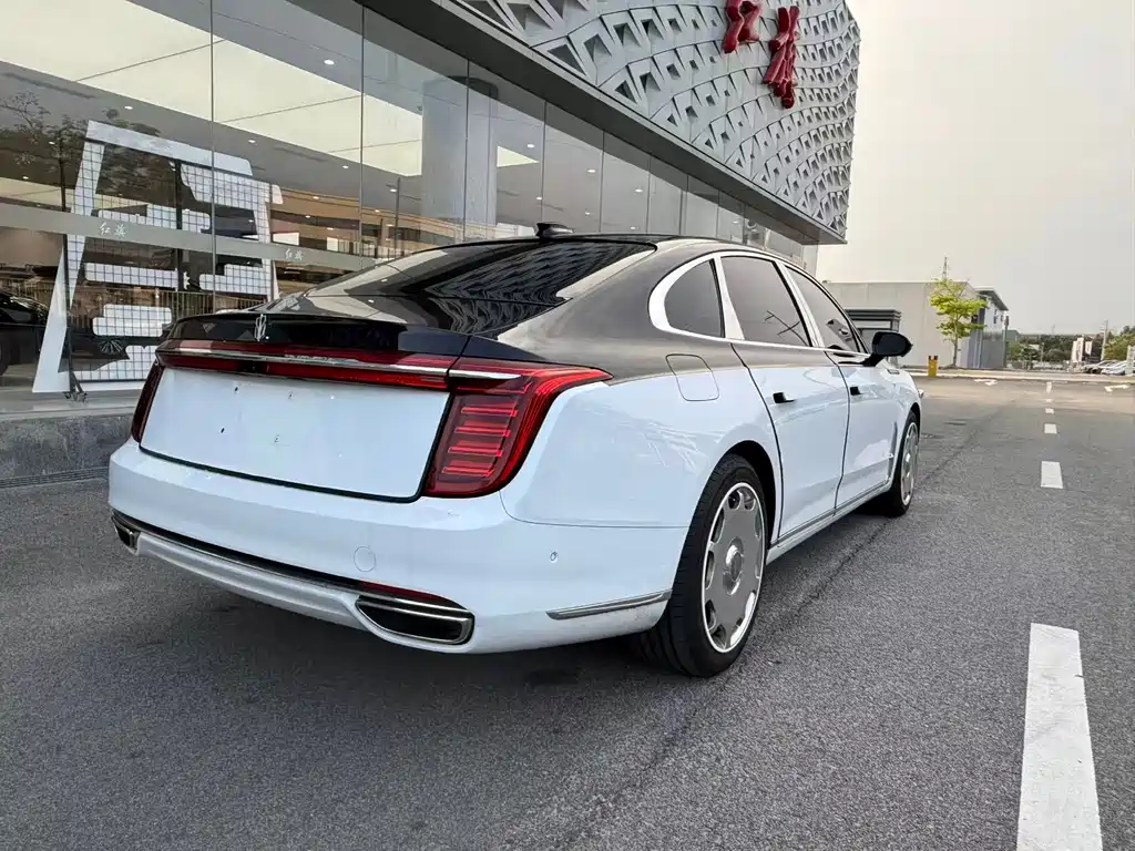 Hongqi H9 2020 Facelift 2.0T Zhi Lian Qi Chang Edition