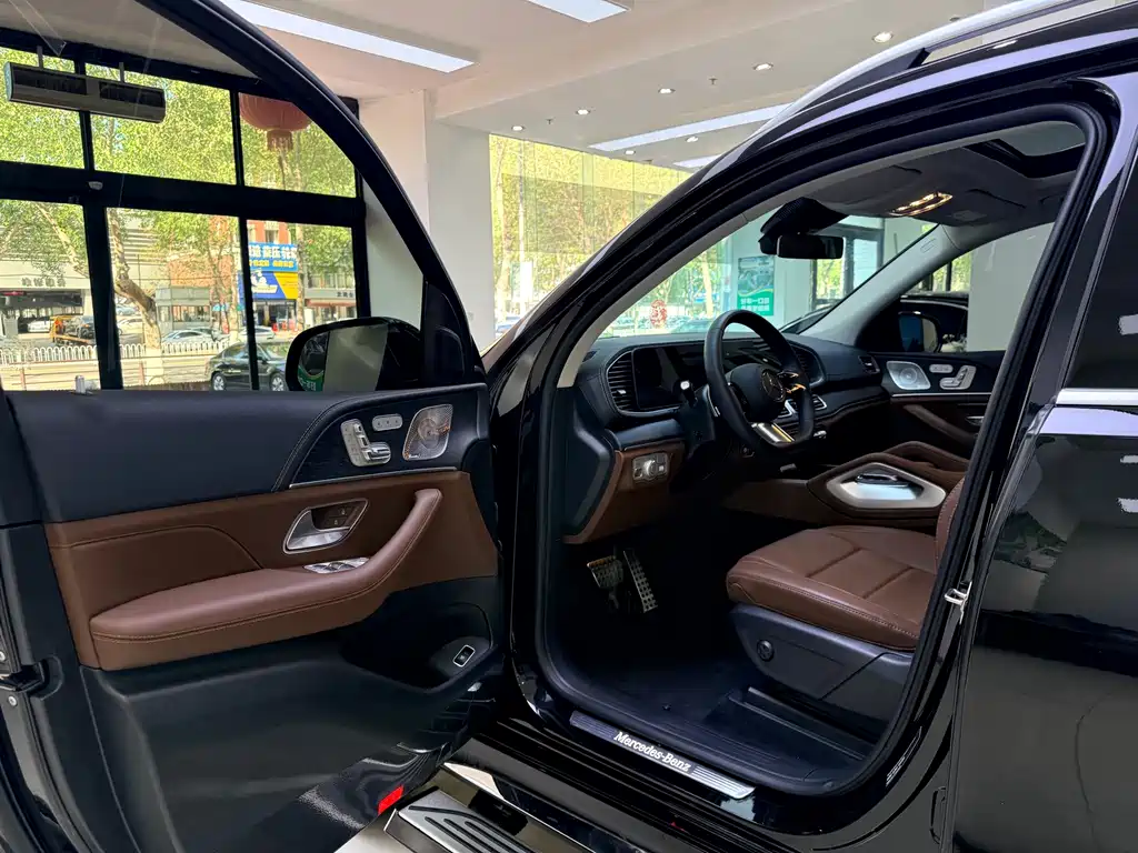 Mercedes-Benz GLS 2025 GLS 450 4MATIC Fashion Edition