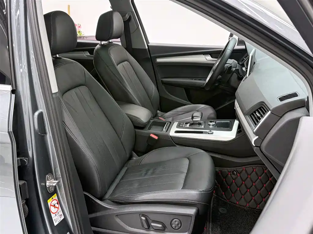 Audi Q5L 2020 Facelift 40 TFSI Fashion Edition