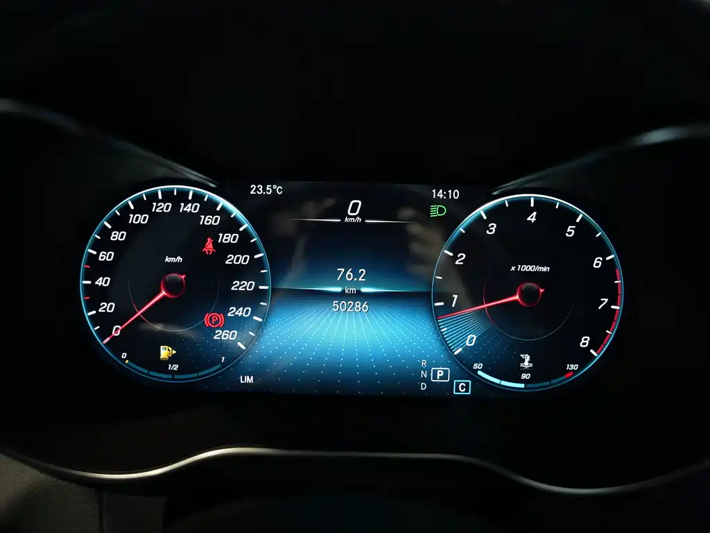 Mercedes-Benz GLC 260 L 4MATIC Luxury 2021