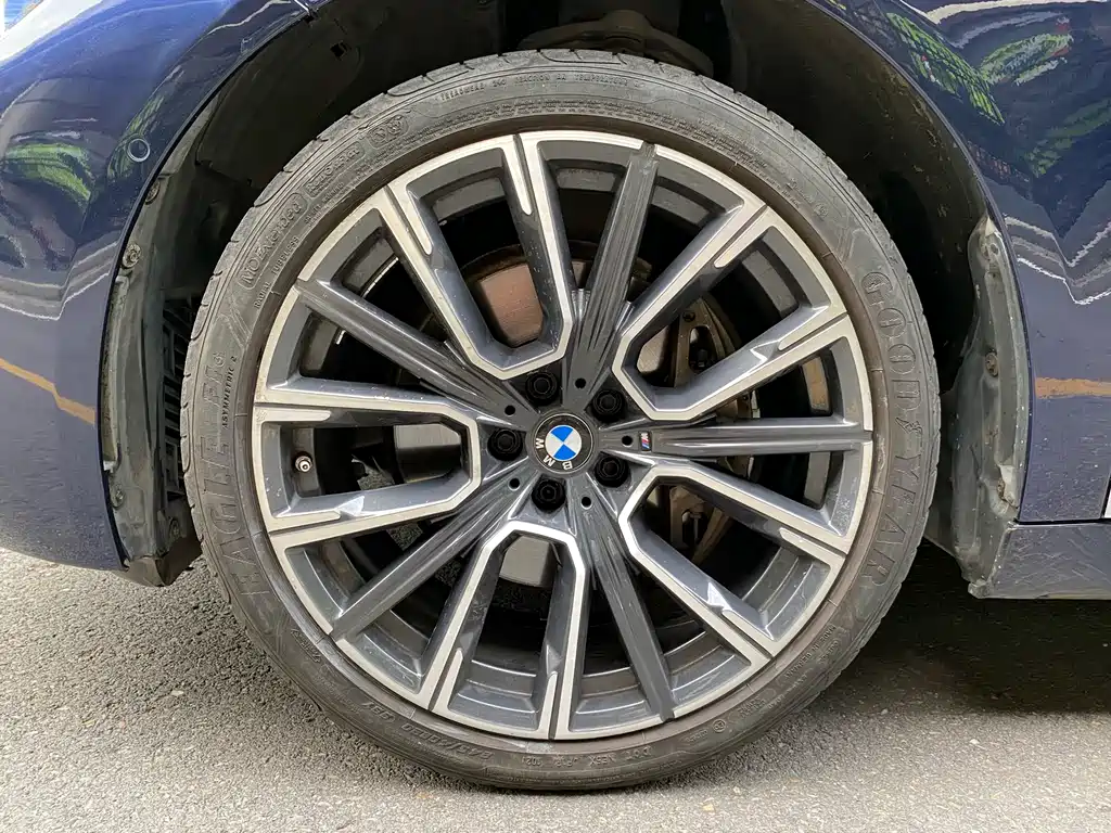 BMW 7 Series 2022 740Li xDrive Executive Luxury Package - фото 12