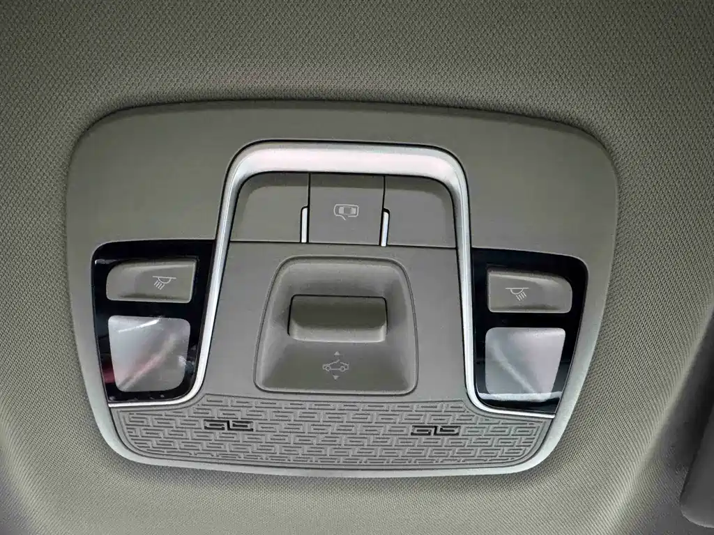 Geely Binyue 2021 1.4T DCT Diamond Edition