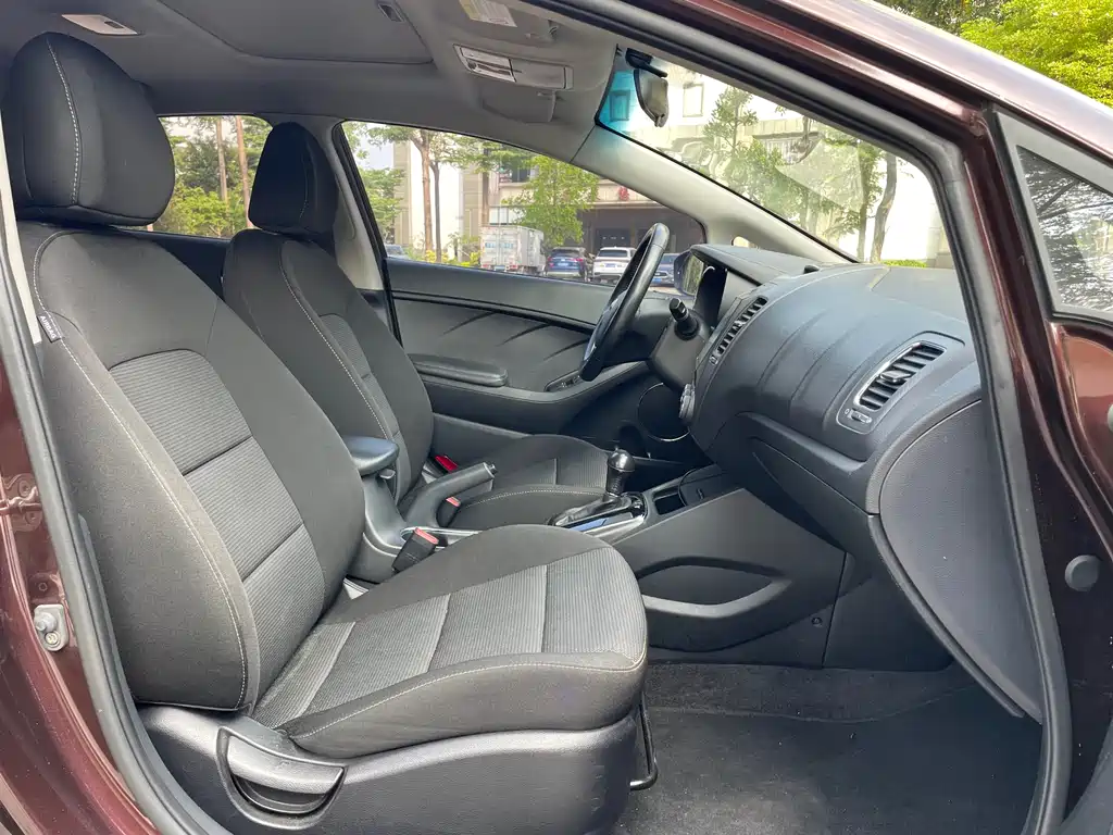 Kia K3 2016 1.6L Automatic GLS