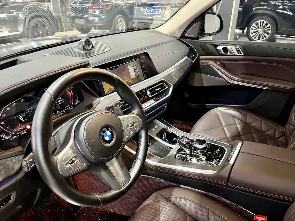 BMW X5 2022 xDrive30Li Premium M Sport Package - фото 12