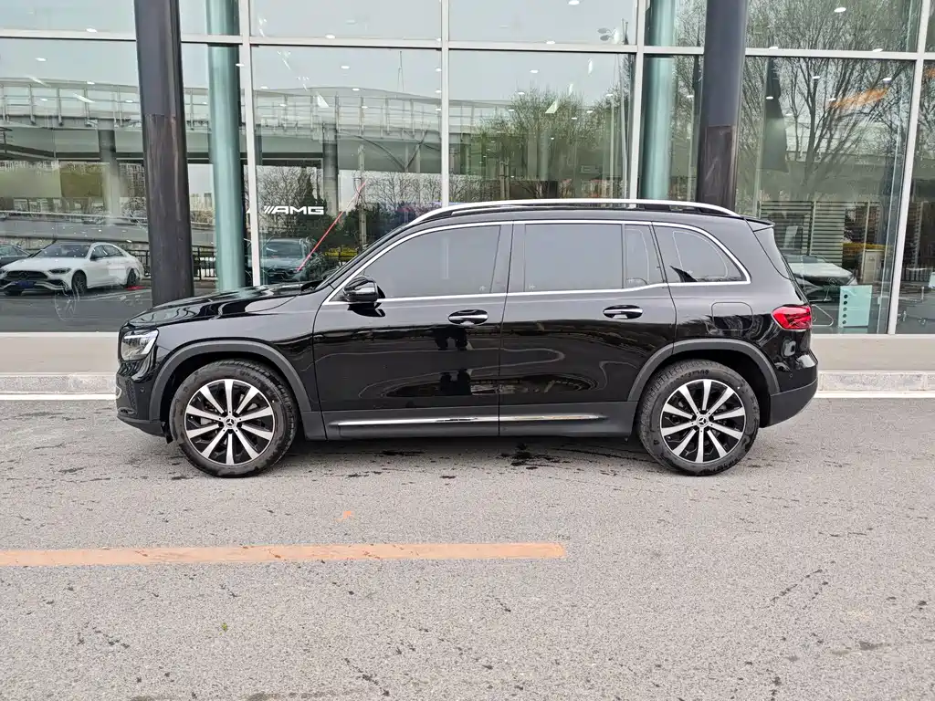 Mercedes-Benz GLB 2024 Facelift GLB 220 Fashion Edition