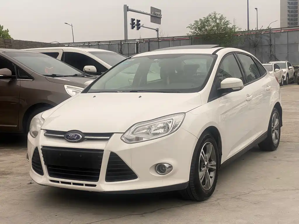 Ford Focus 2012 Sedan 1.6L Automatic Fashion Edition