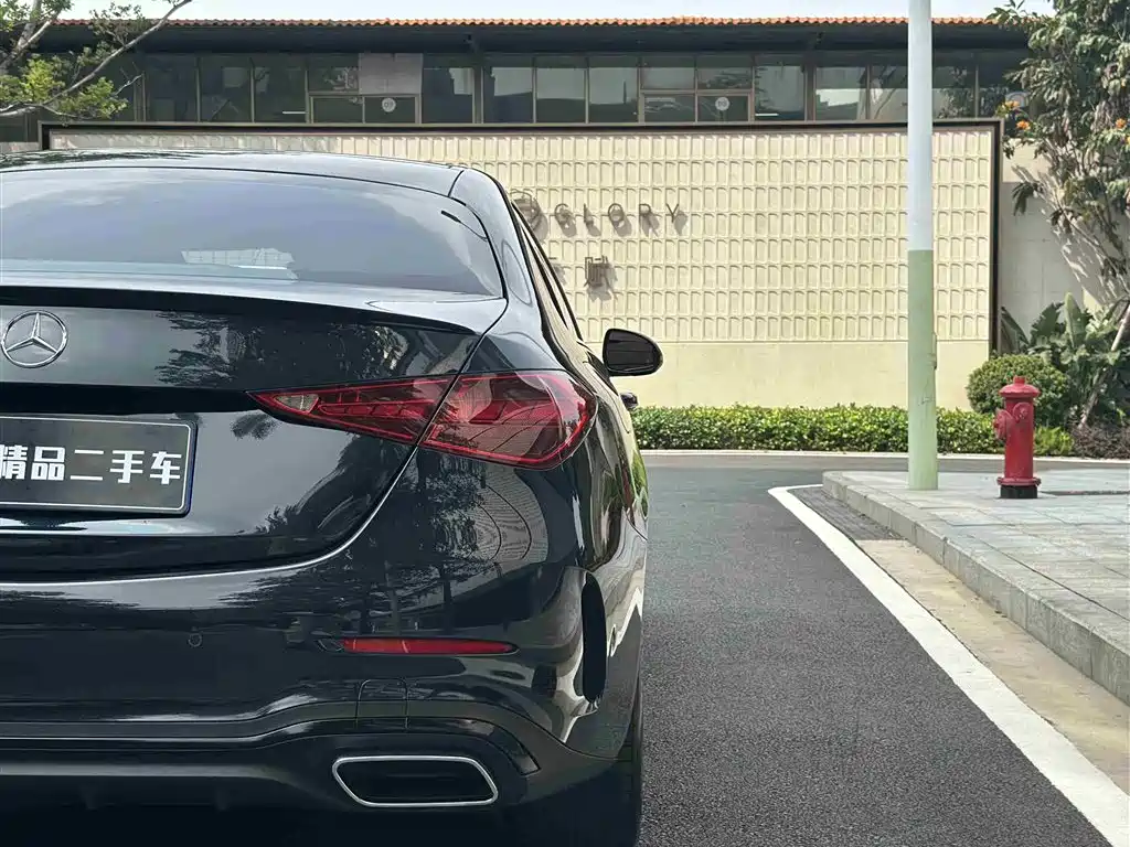 Mercedes-Benz C-Class 2024 C 260 L皓夜 Sport Edition