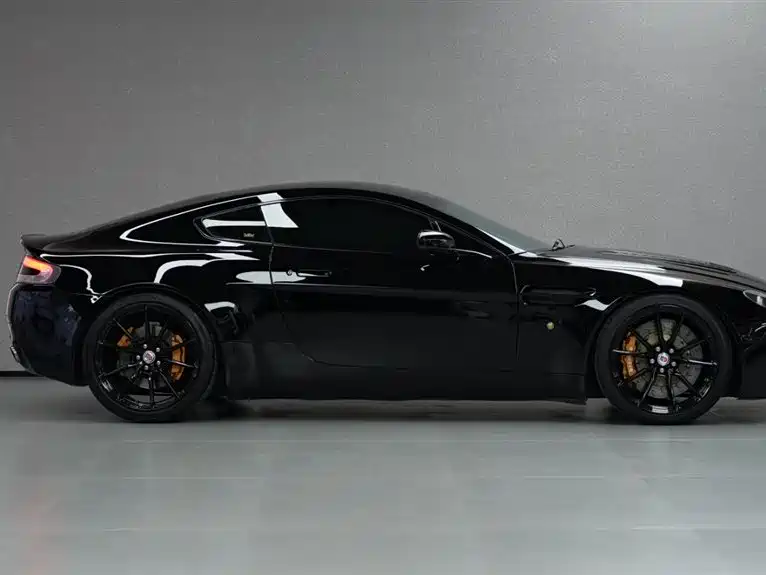 V8 Vantage 2008 4.7L Automatic
