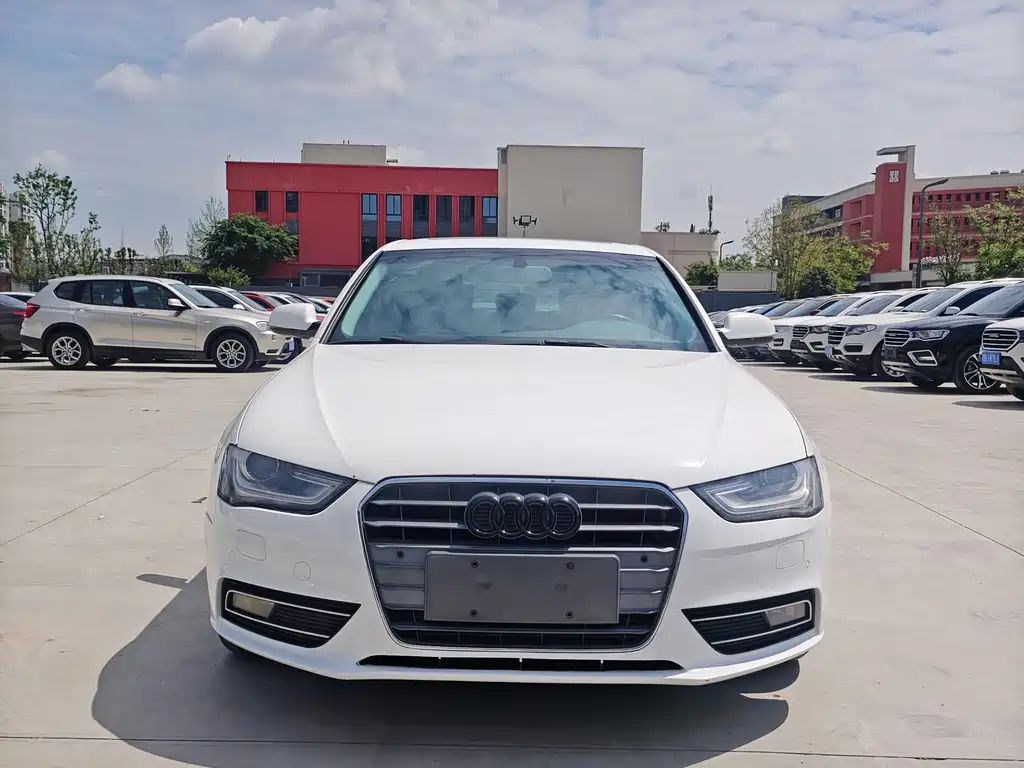 Audi A4L 2013 35 TFSI Automatic Standard