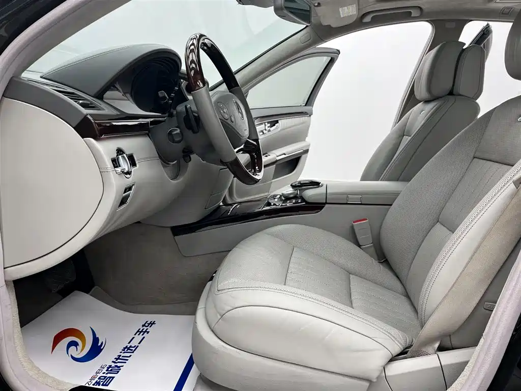 Mercedes-Benz S 600 L (2010)