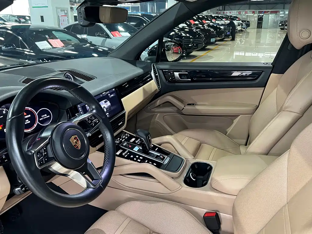 Porsche Cayenne 2019 Cayenne 3.0T