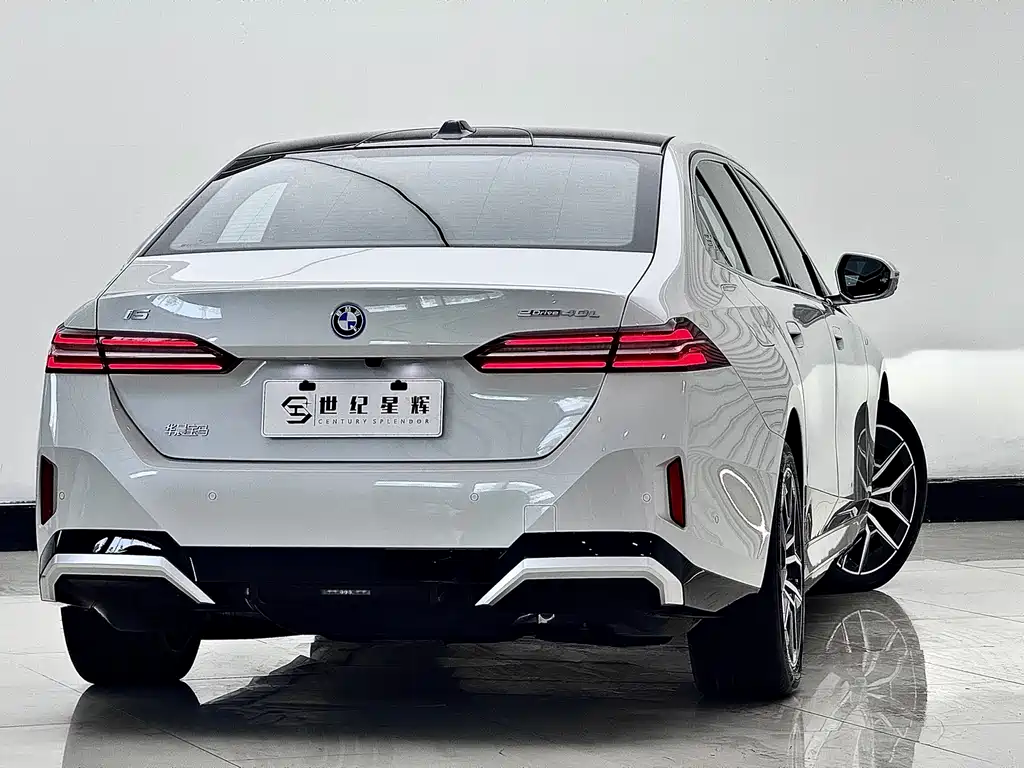 BMW i5 2025 eDrive 40L M Sport Package