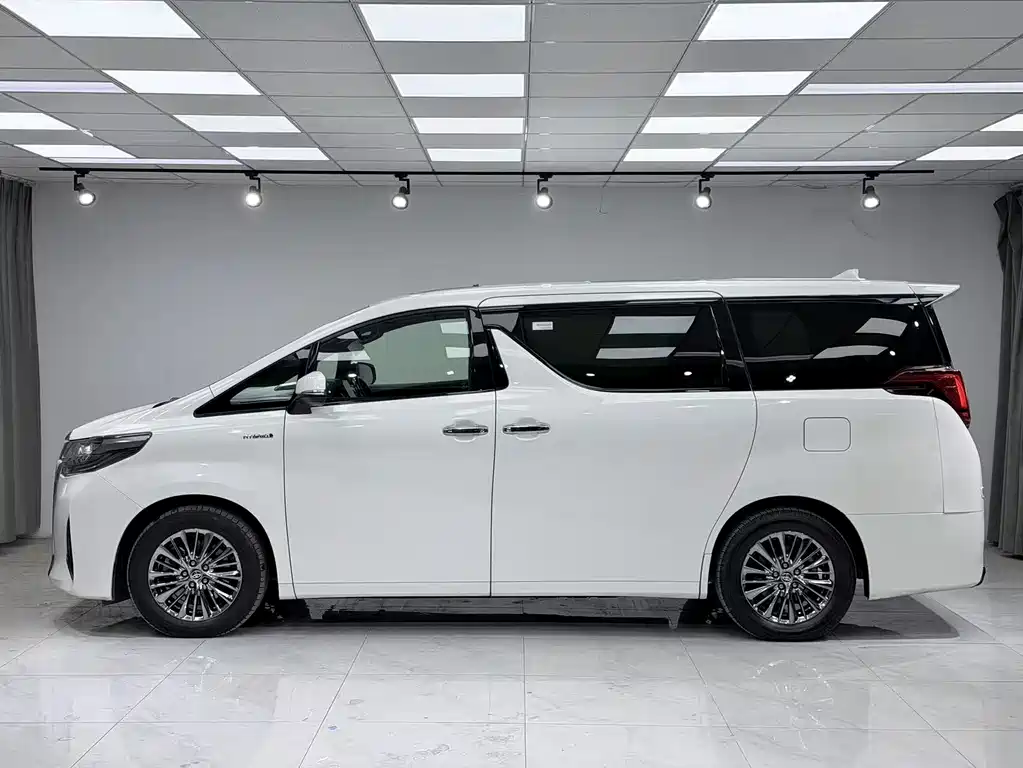 Alphard 2021 Hybrid 2.5L Premium Edition