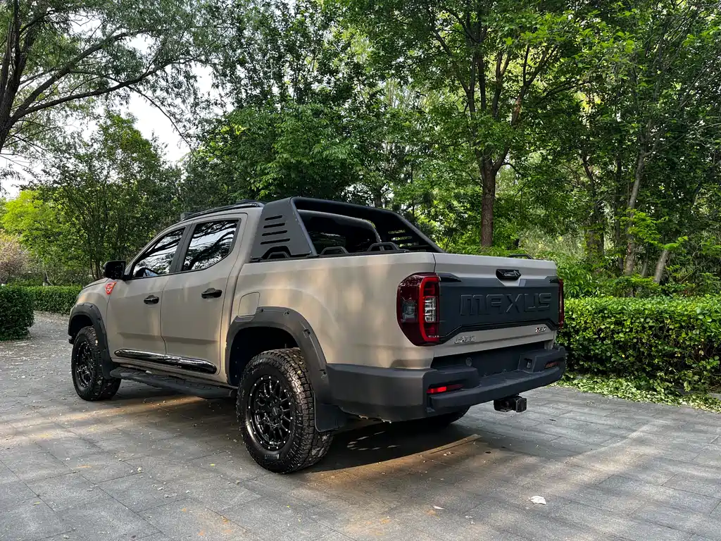 MAXUS T90 Bull Demon King