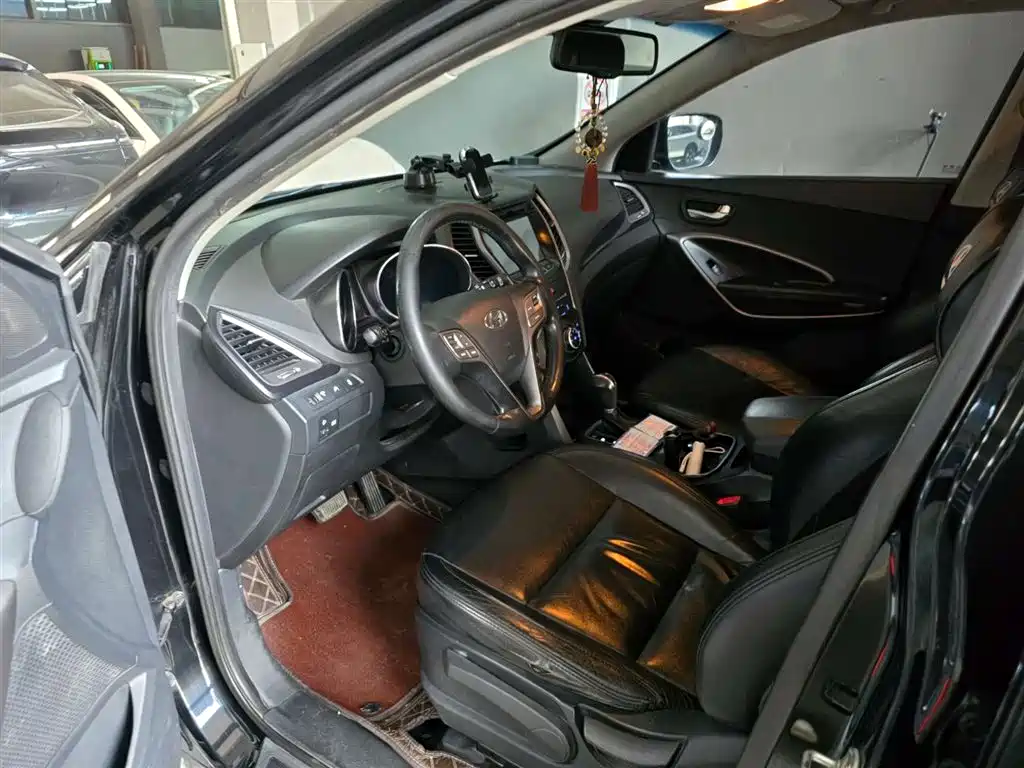 Santa Fe 2013 2.4L Automatic 2WD Comfort