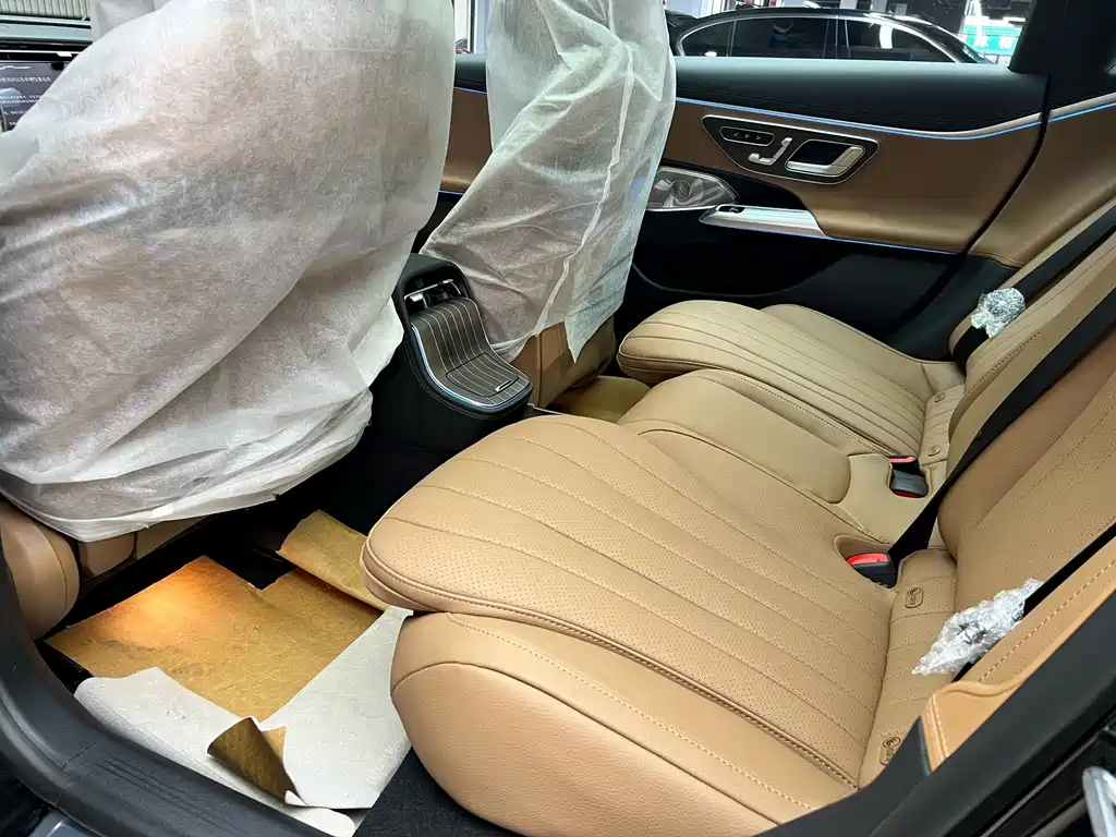 Mercedes-Benz E-Class 2026 E 300 L Luxury