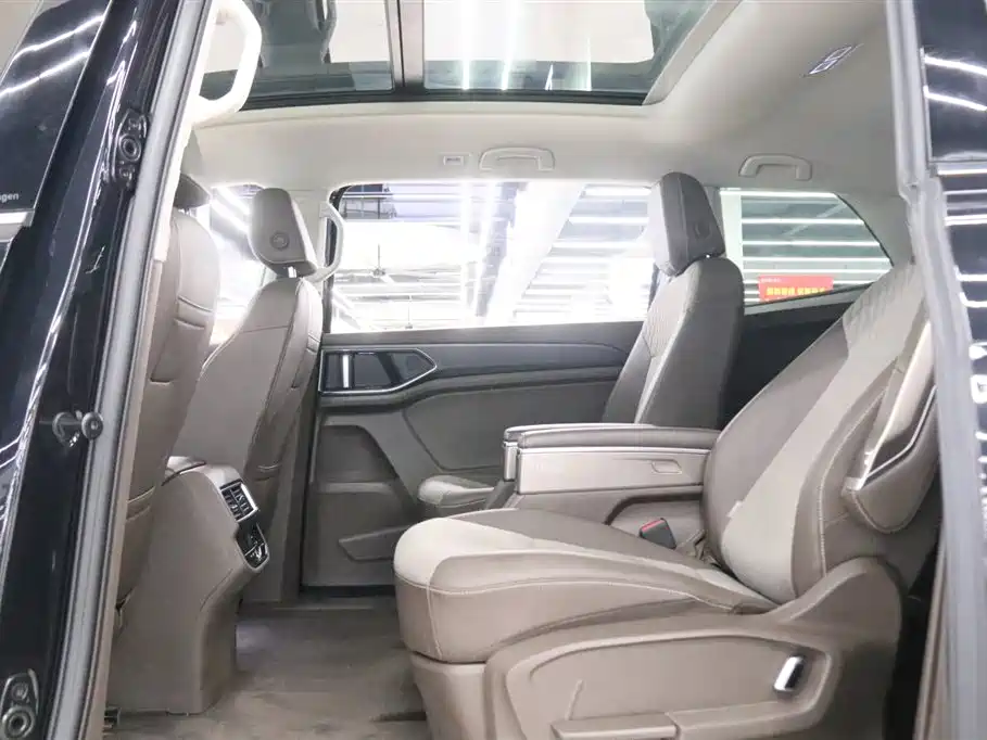 Volkswagen Viloran 2024 330TSI Business Edition