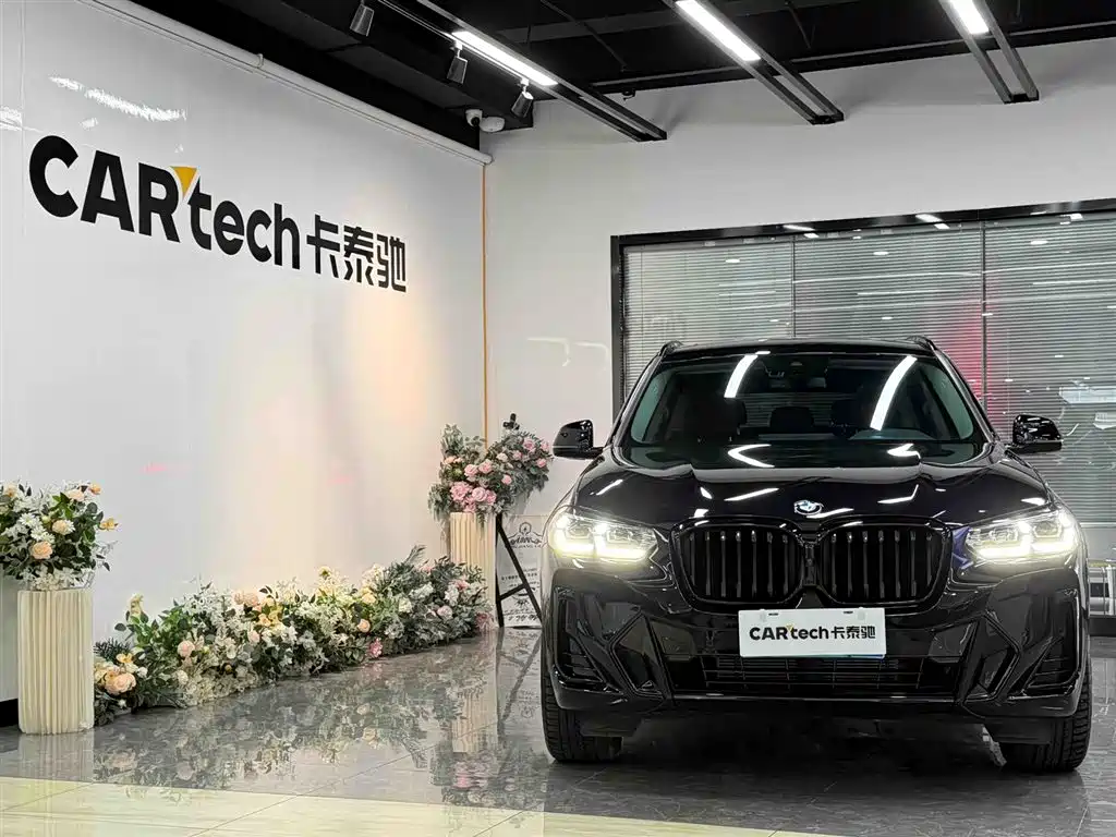 BMW X3 2023 xDrive30i Leading Edition M Night Package - фото 3