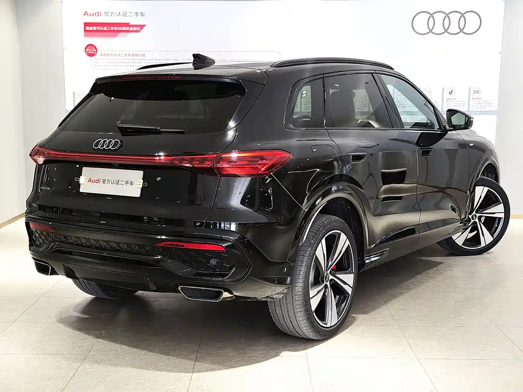 Audi Q5L 2026 2.0T Intelligent Hybrid Premium Edition